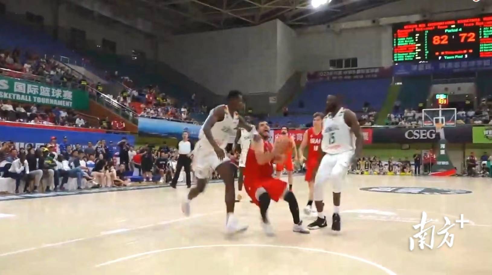 河源WUS国际篮球赛首场，塞内加尔队胜出！